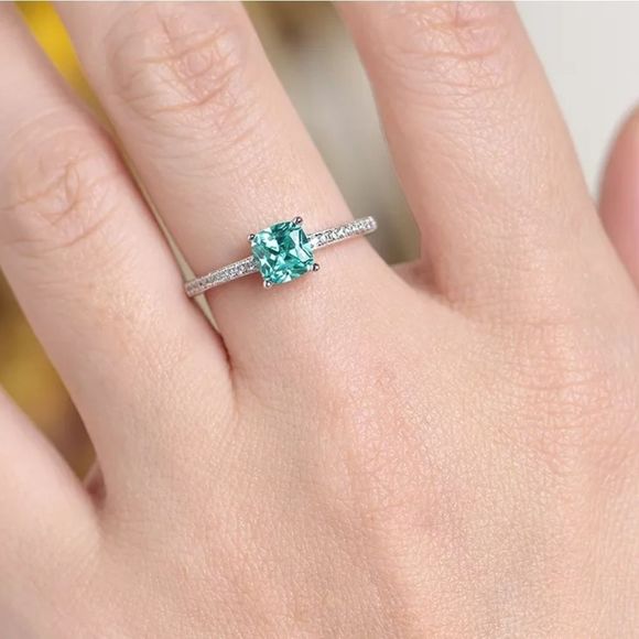 Mint Green cz Ring Stud Post Earrings Set Size 7 New - Picture 8 of 8